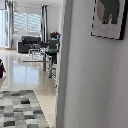 Stunning Penthouse In With Communal Pool Lägenhet *