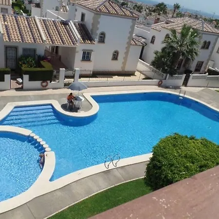 Stunning Penthouse In With Communal Pool Villamartin (Valencia)