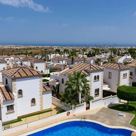 Stunning Penthouse In With Communal Pool Villamartin (Valencia)